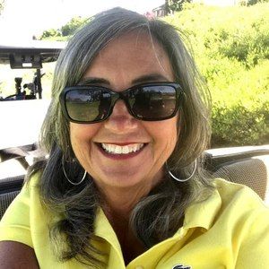 Meet your Posher, Cyndi